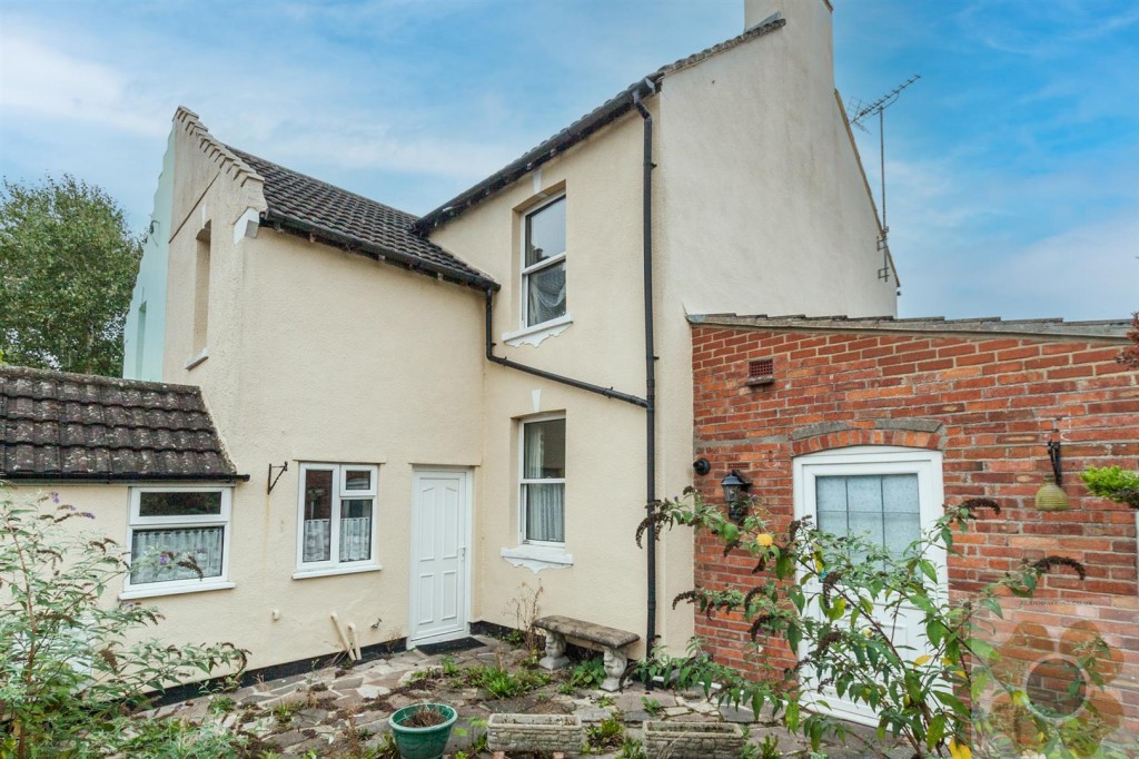 High Street, Royal Wootton Bassett, Alan Hawkins