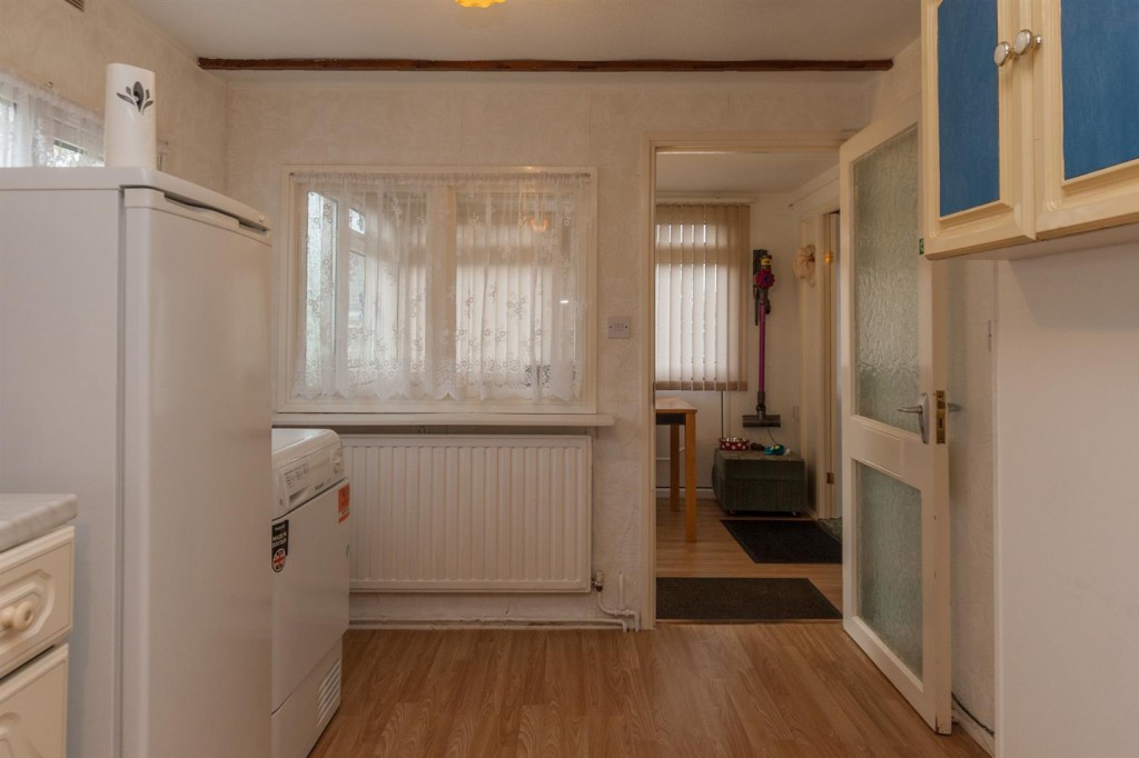 Images for Bungalow Caravan Park, Bradenstoke SN15 4 EAID:11742 BID:1