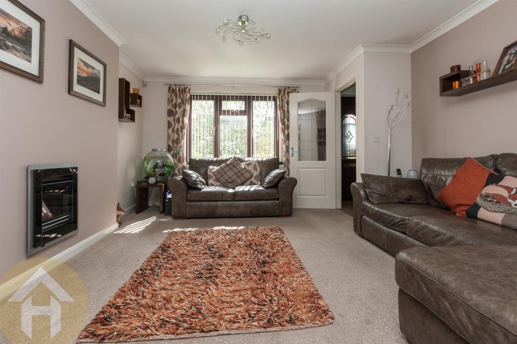 Images for Bardsey CLose, Royal Wootton Bassett SN4 8 EAID:11742 BID:1