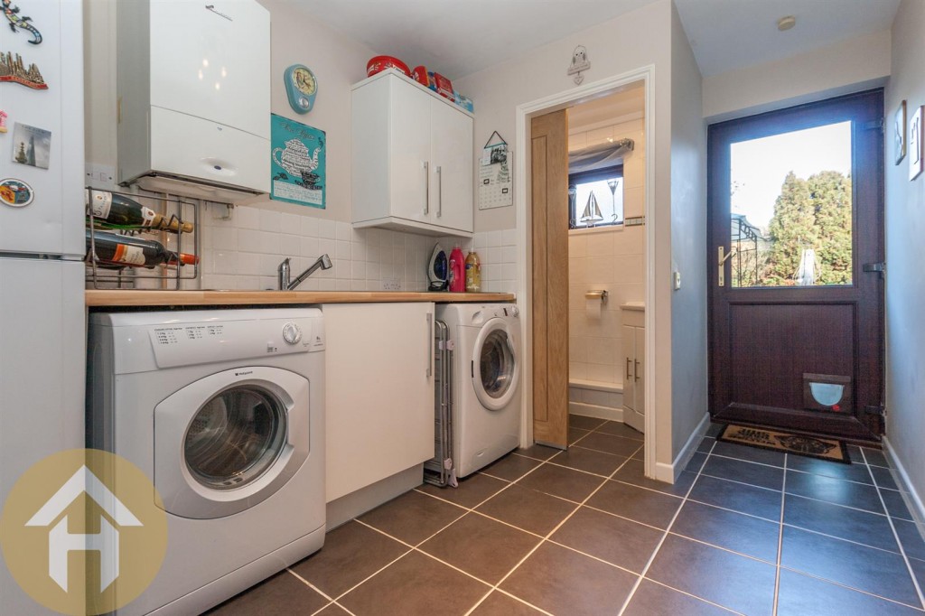 Images for Bardsey CLose, Royal Wootton Bassett SN4 8 EAID:11742 BID:1
