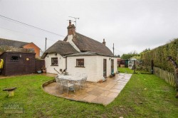 View Full Details for Dianmer Close, Hook, Royal Wootton Bassett - EAID:11742, BID:1