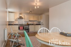 View Full Details for Cloatley Crescent, Royal Wootton Bassett SN4 - EAID:11742, BID:1