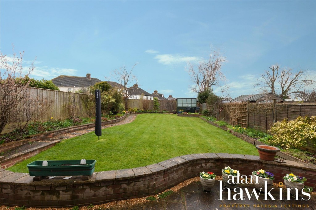 Images for Rowan Drive, Royal Wootton Bassett SN4 7 EAID:11742 BID:1