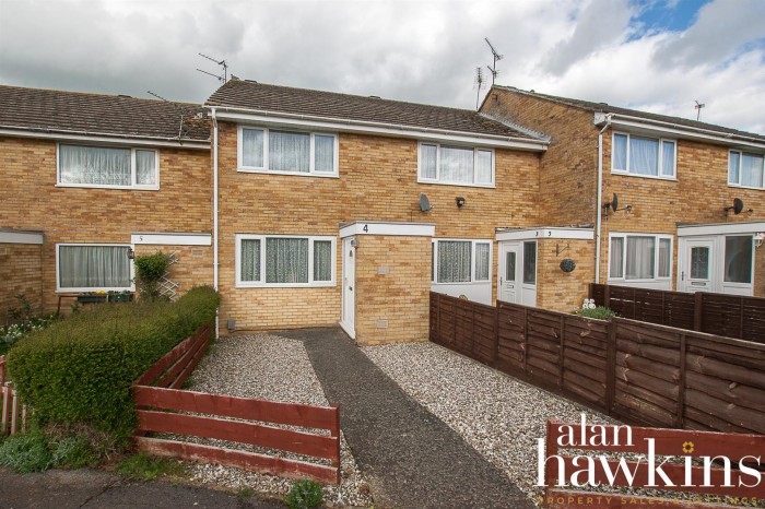 View Full Details for Saffron Close, Royal Wootton Bassett. - EAID:11742, BID:1