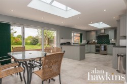 View Full Details for Dianmer Close, Hook, Nr Royal Wootton Bassett - EAID:11742, BID:1