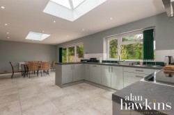 View Full Details for Dianmer Close, Hook, Nr Royal Wootton Bassett - EAID:11742, BID:1