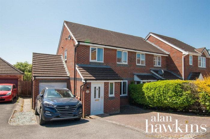 View Full Details for Park Close, Calne SN11 8 - EAID:11742, BID:1