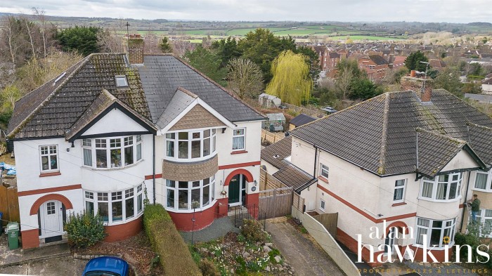 View Full Details for Brynards Hill, Royal Wootton Bassett - EAID:11742, BID:1