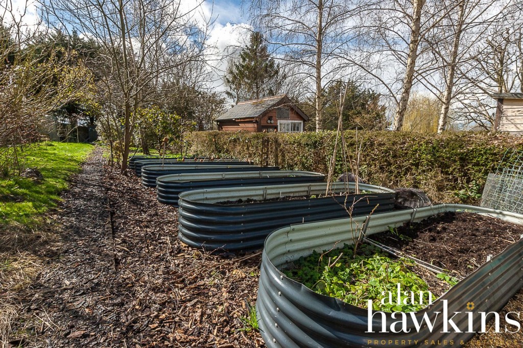 Images for Brynards Hill, Royal Wootton Bassett EAID:11742 BID:1