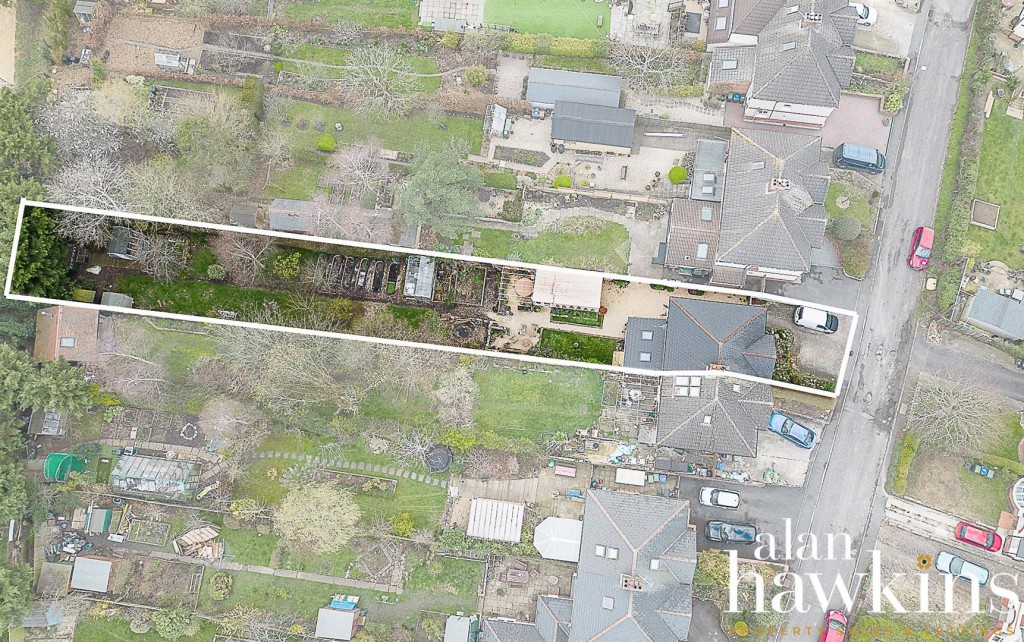 Images for Brynards Hill, Royal Wootton Bassett EAID:11742 BID:1