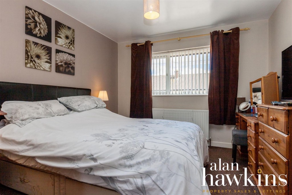 Images for Britannia Crescent, Lyneham SN15 4 EAID:11742 BID:1
