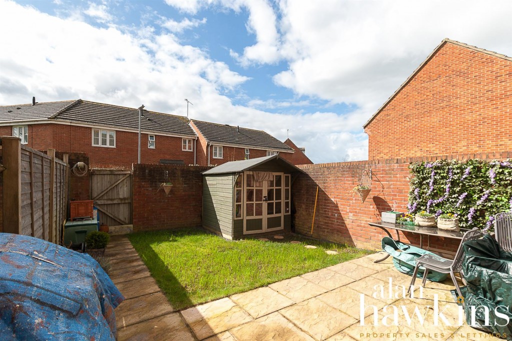 Images for Manor House Close, Royal Wootton Bassett SN4 EAID:11742 BID:1