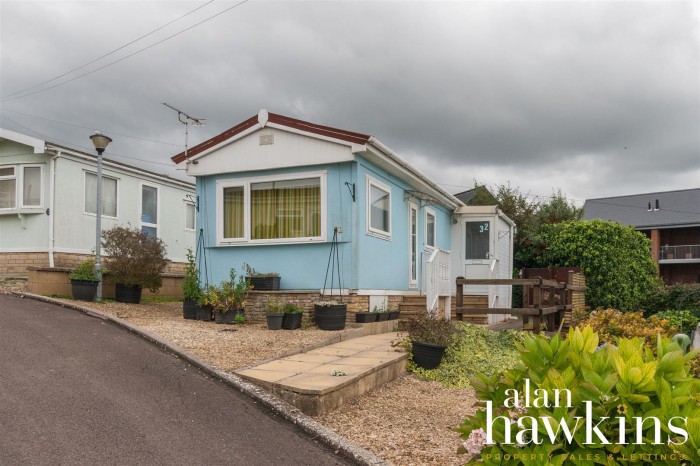View Full Details for Rope Yard, Royal Wootton Bassett, Swindon - EAID:11742, BID:1