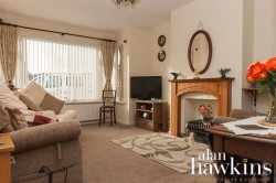 View Full Details for Beaufort Road, Wroughton, Swindon SN4 9 - EAID:11742, BID:1