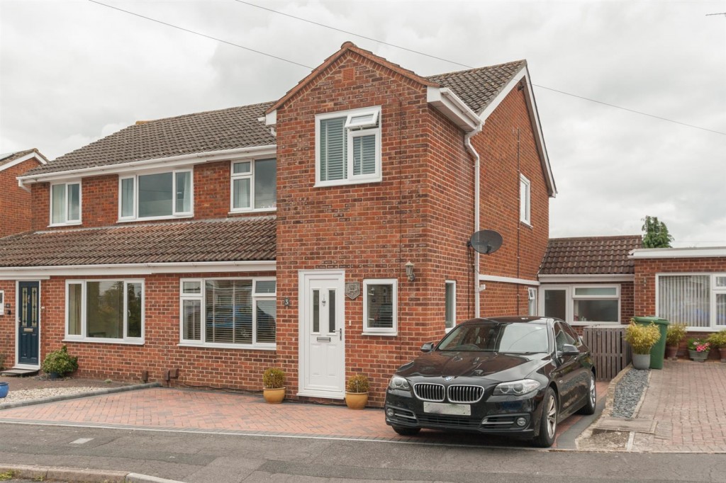 Images for Sheridan Drive, Royal Wootton Bassett EAID:11742 BID:1