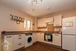 View Full Details for Buxton Way, Royal Wootton Bassett - EAID:11742, BID:1