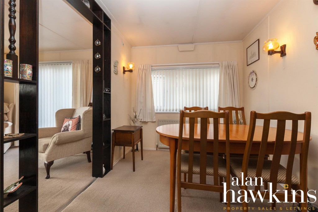 Images for Lillybrook Estate, Lyneham SN15 4 EAID:11742 BID:1