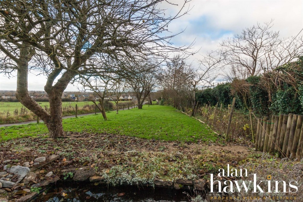 Images for Vasterne Hill, Purton SN5 4HH EAID:11742 BID:1