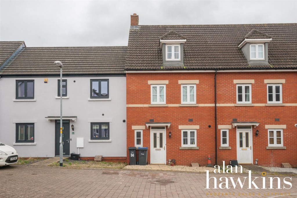 Images for Hart Close, Royal Wootton Bassett EAID:11742 BID:1