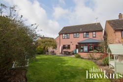 View Full Details for Salt Spring Drive, Royal Wootton Bassett SN4 7 - EAID:11742, BID:1