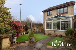 View Full Details for Fox Brook, Royal Wootton Bassett SN4 8 - EAID:11742, BID:1