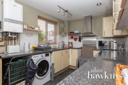 View Full Details for Westbury Park, Royal Wootton Bassett SN4 7 - EAID:11742, BID:1