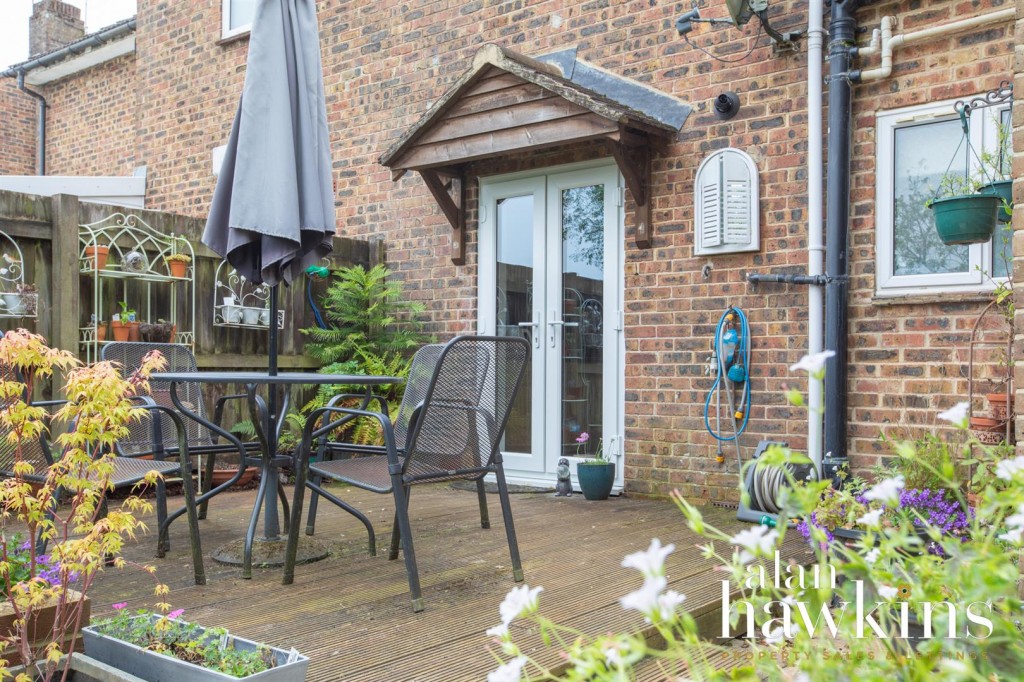 Images for Lancaster Square, Lyneham SN15 4 EAID:11742 BID:1