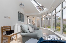 View Full Details for Middle Ground, Royal Wootton Bassett - EAID:11742, BID:1