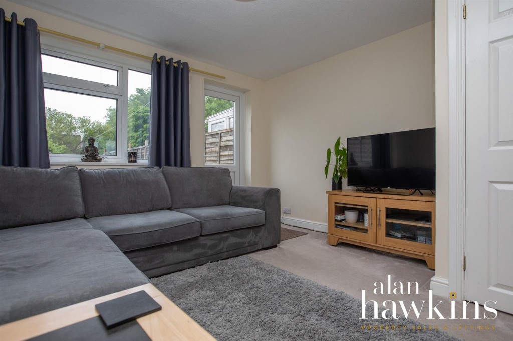 Images for Betjeman Avenue, Royal Wootton Bassett SN4 8 EAID:11742 BID:1