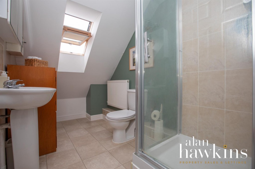 Images for Hart Close, Royal Wootton Bassett SN4 7 EAID:11742 BID:1