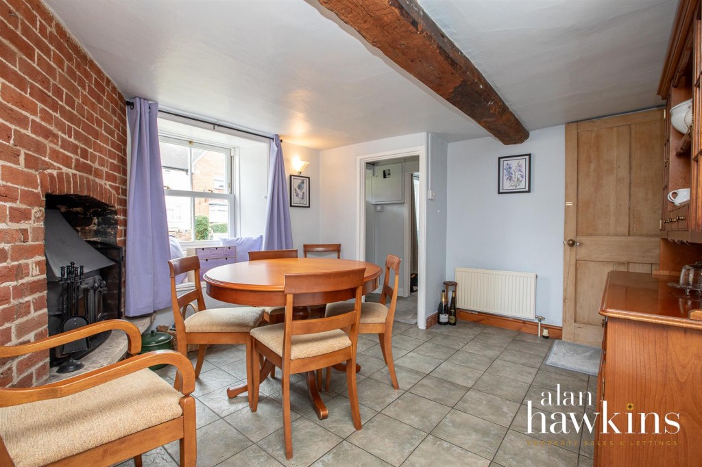 Images for Wood Street, Royal Wootton Bassett EAID:11742 BID:1
