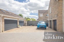 View Full Details for Fritterswell, Brinkworth SN15 5 - EAID:11742, BID:1