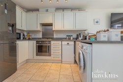 View Full Details for Da Vinci Walk, Royal Wootton Bassett, Swindon - EAID:11742, BID:1