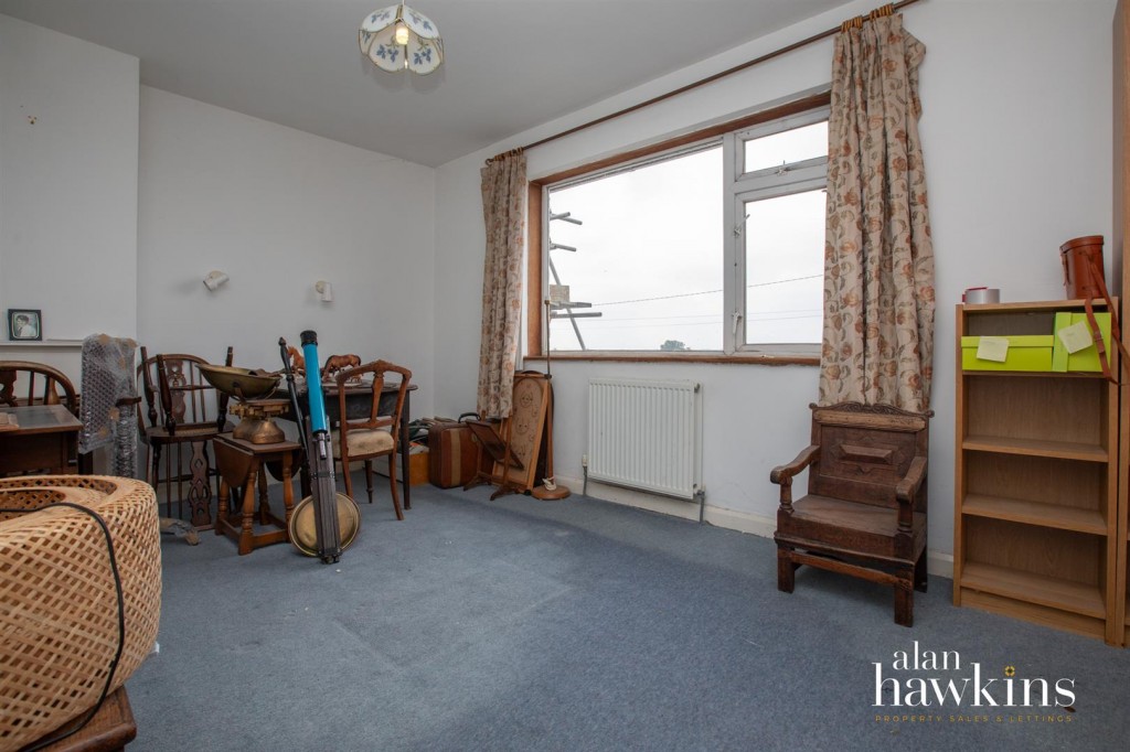 Images for Springfield Crescent, Royal Wootton Bassett SN4 7 EAID:AlanHakinsAPI BID:1