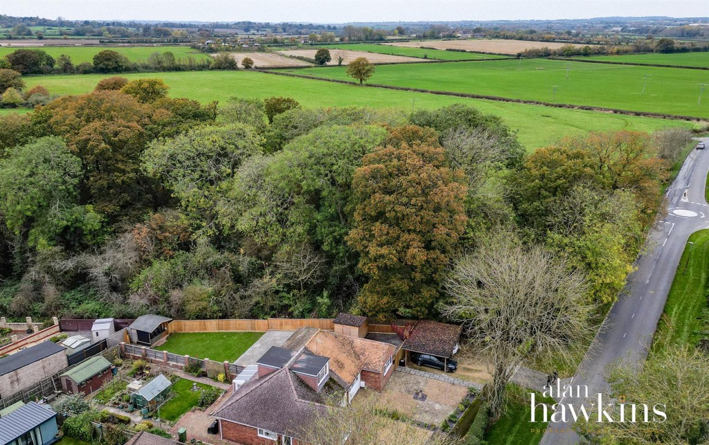 Images for Wharf Road, Wroughton, Swindon EAID:11742 BID:1