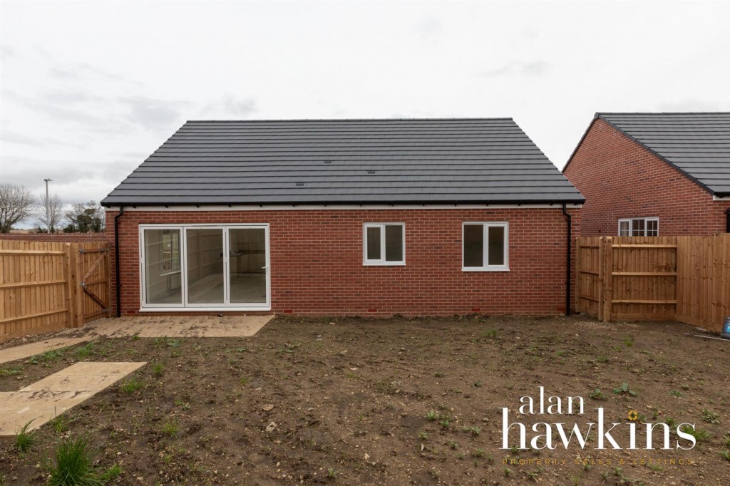 Images for Lyneham Fields, South View, Lyneham EAID:11742 BID:1