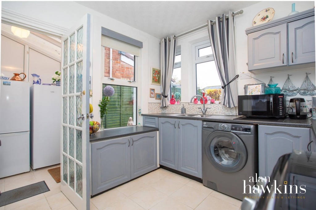 Images for Restrop Road, Purton SN5 4 EAID:11742 BID:1