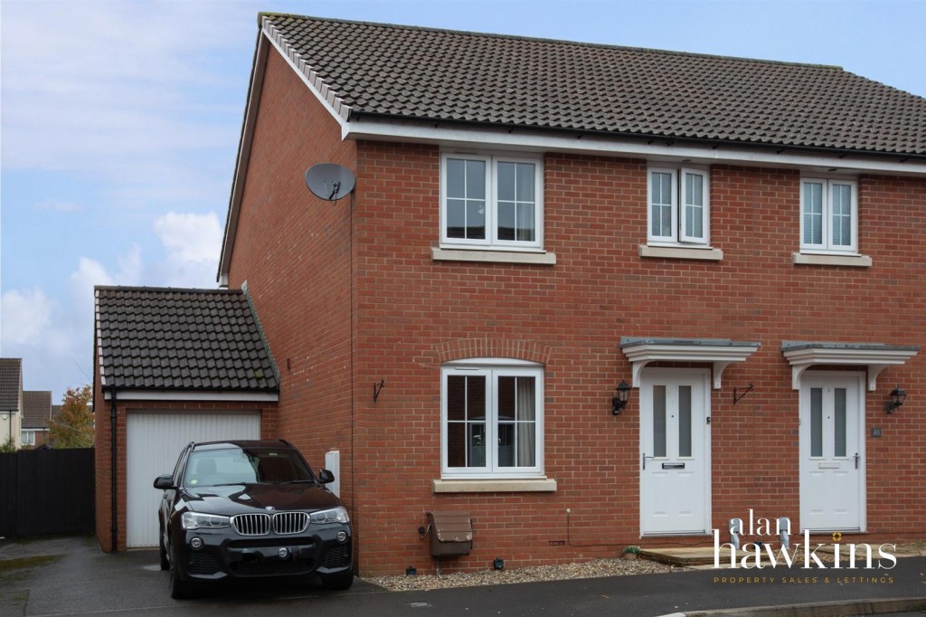 Images for Blain Place, Royal Wootton Bassett SN4 8 EAID:11742 BID:1
