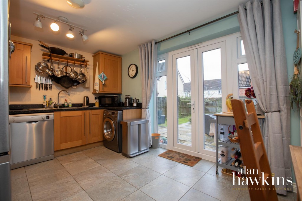 Images for Blain Place, Royal Wootton Bassett SN4 8 EAID:11742 BID:1
