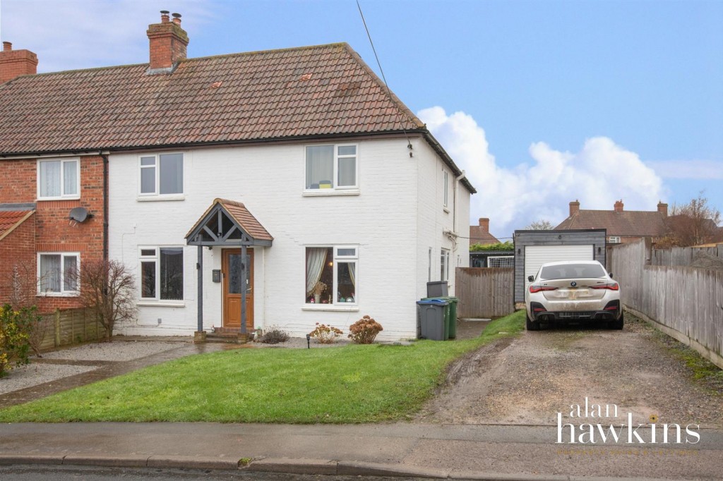 Images for Vale View, Royal Wootton Bassett SN4 EAID:11742 BID:1