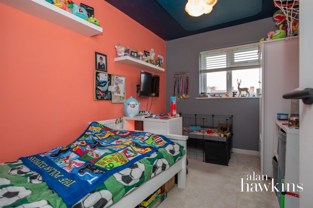Images for Vale View, Royal Wootton Bassett SN4 EAID:11742 BID:1