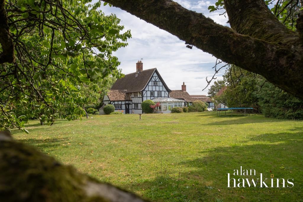 Images for Christian Malford, Chippenham SN15 4 EAID:11742 BID:1