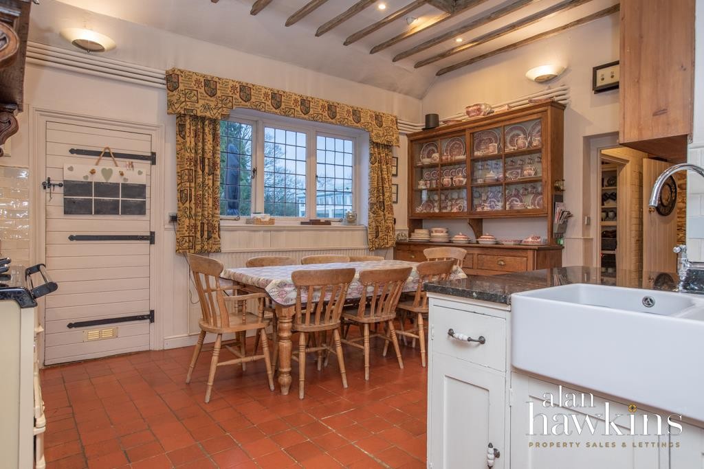 Images for Christian Malford, Chippenham SN15 4 EAID:11742 BID:1