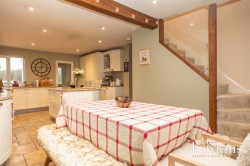 View Full Details for Horns Lane, Broad Town SN4 7 - EAID:11742, BID:1