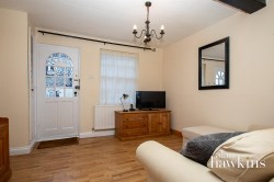 View Full Details for Wood Street, Royal Wootton Bassett - EAID:11742, BID:1