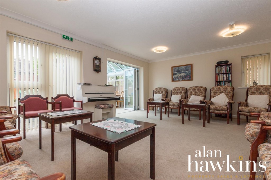 Images for The Mulberrys, Royal Wootton Bassett, Swindon EAID:AlanHakinsAPI BID:1