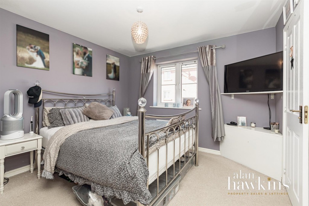 Images for Buxton Way, Royal Wootton Bassett EAID:11742 BID:1