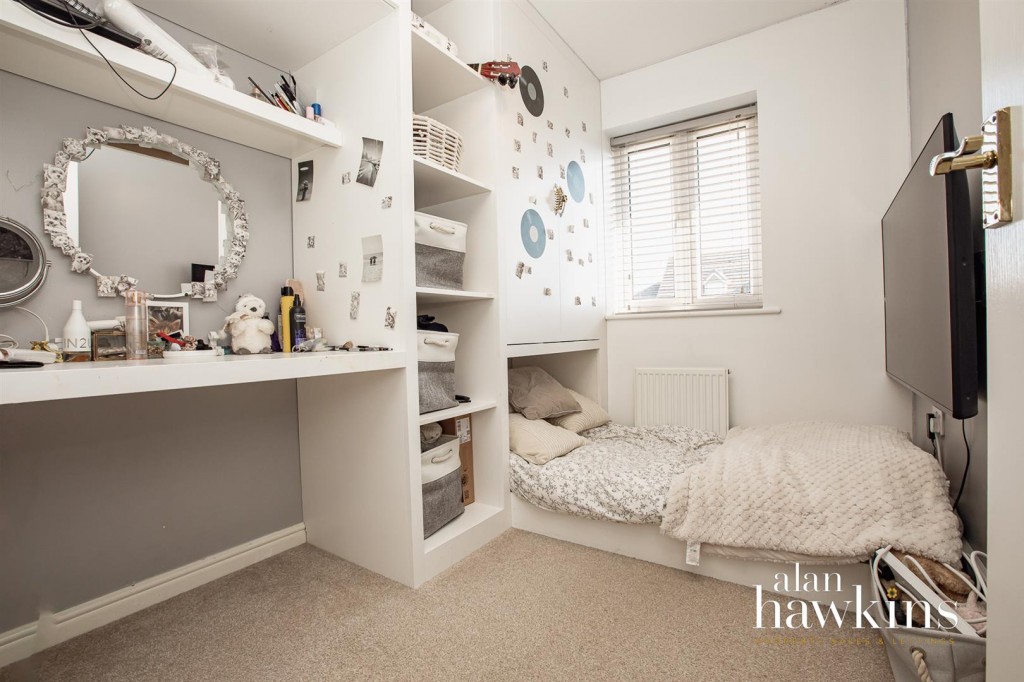 Images for Buxton Way, Royal Wootton Bassett EAID:11742 BID:1