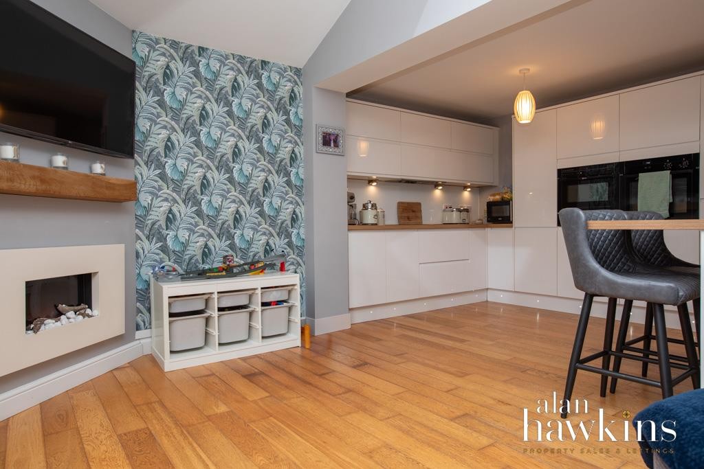 Images for Willowbrook, Purton SN5 4 EAID:11742 BID:1