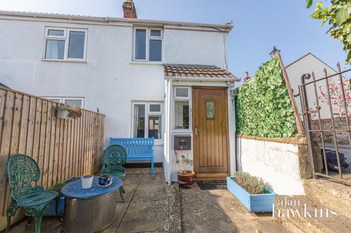 View Full Details for Church Street, Royal Wootton Bassett, Swindon - EAID:11742, BID:1